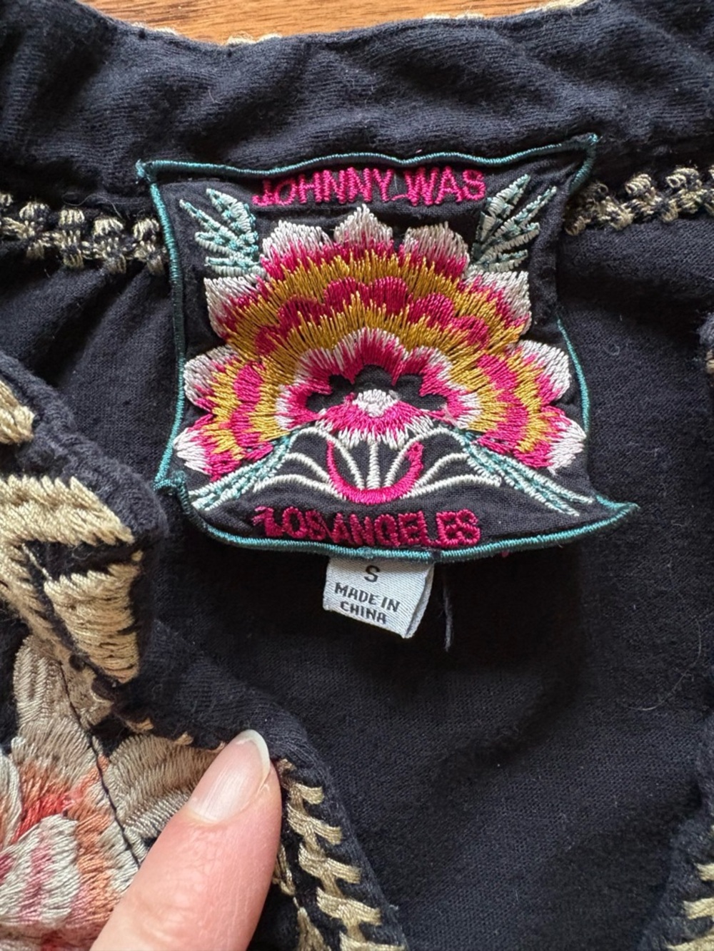 Johnny Was Pink Embroidered Floral Cotton Tunic Top Size Small - Picture 4 of 10